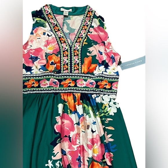 London Times Sleeveless V-Neck Maxi Pull On Dress! NWT 🔥 SIZE 16 - Picture 4 of 15